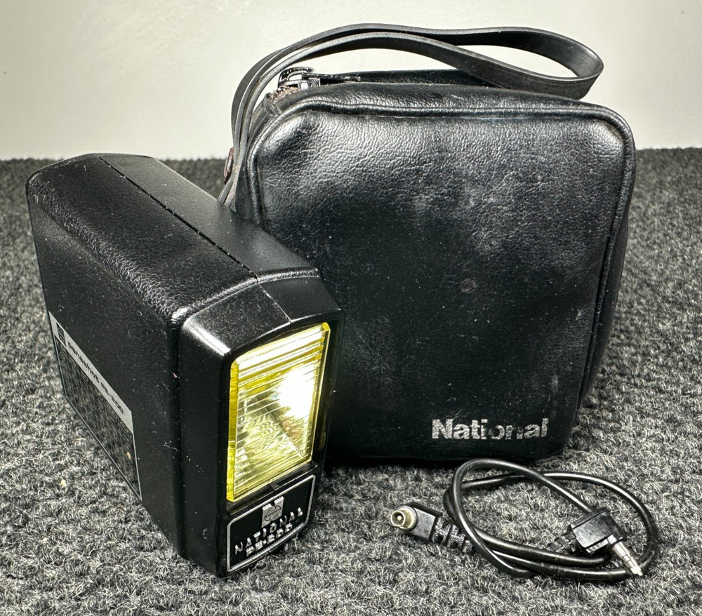 ☆ NATIONAL PE-200 - Shoe Mount Electronic Flash Case & Sync (VIDEO)☆Working ☆350