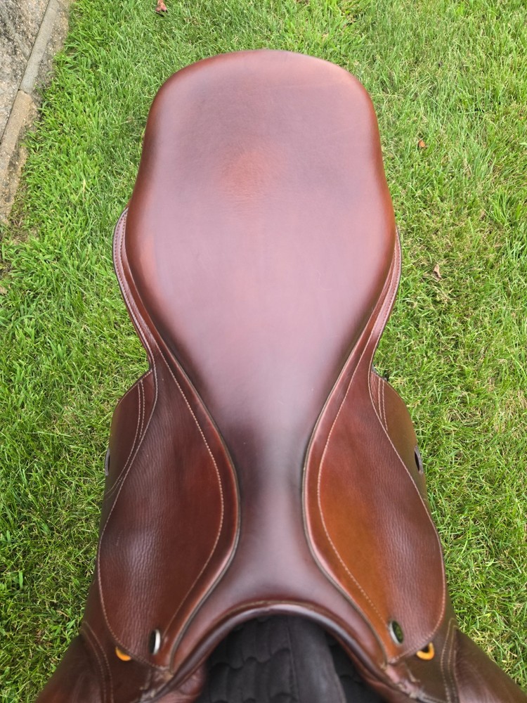 17.5 Ovation San Telmo Saddle