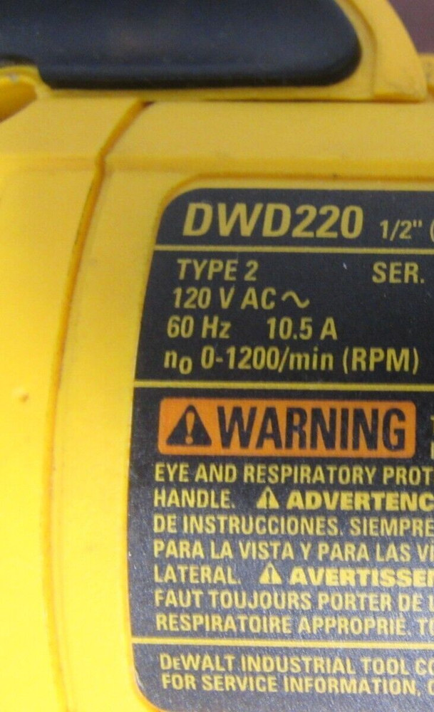DEWALT DWD210G 1/2" VSR DRILL (21C)