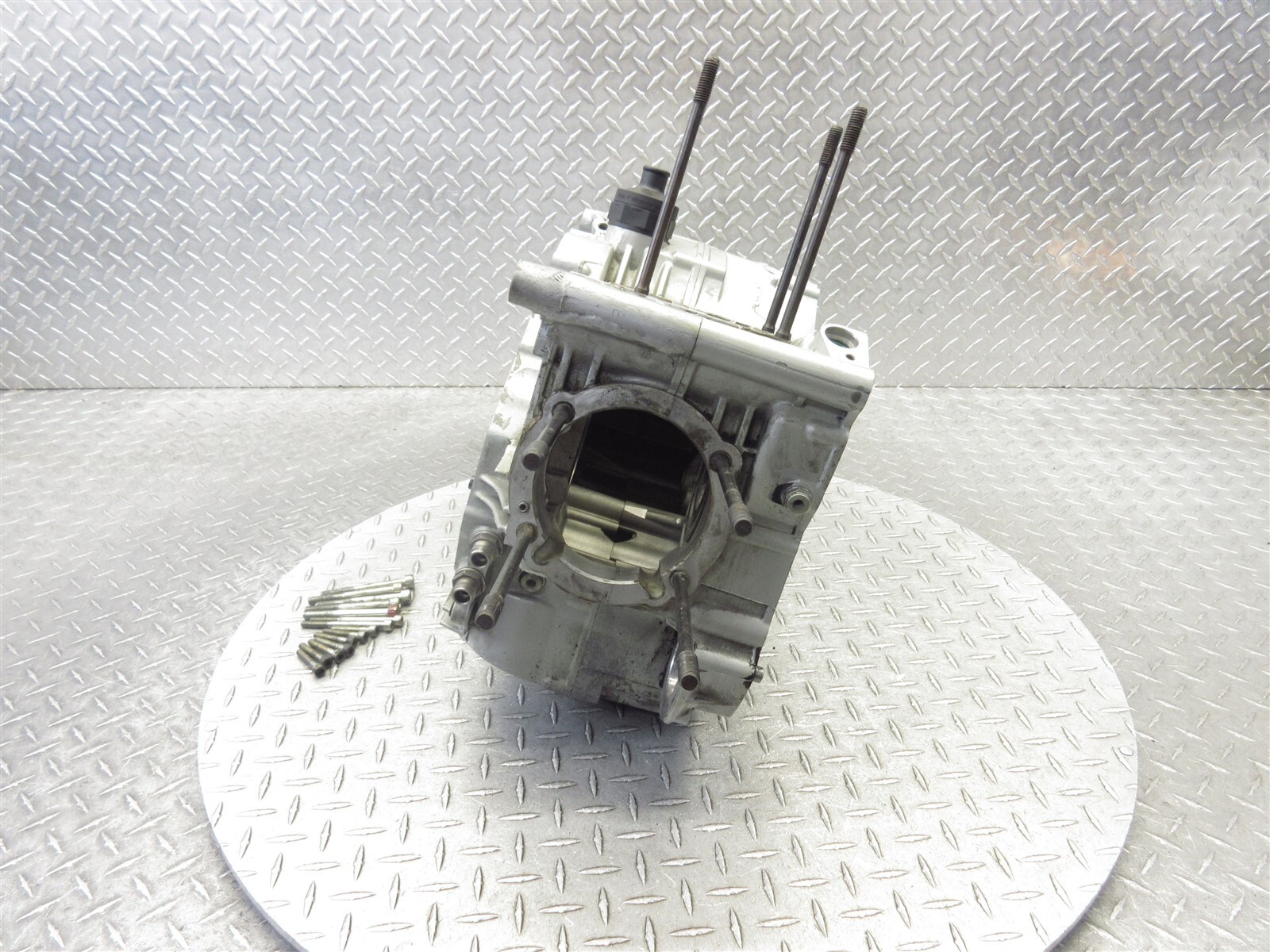 2008 07-09 Ducati Hypermotard 1100 OEM Crankcase Crank Case Engine Block Bolts