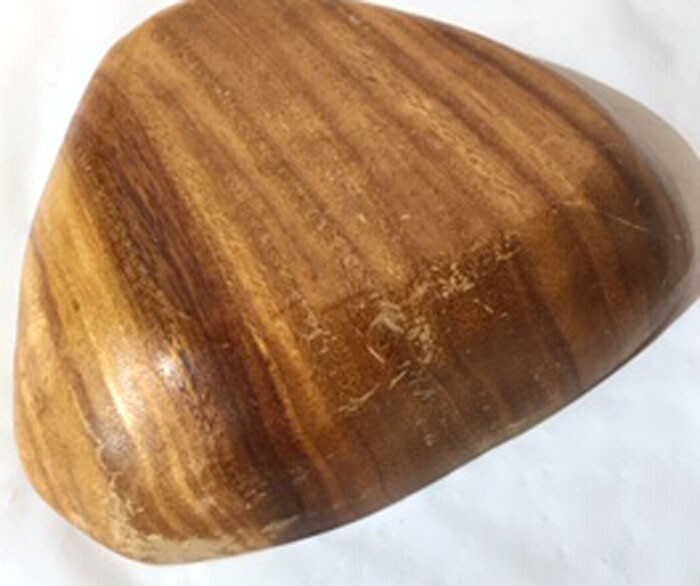 VINTAGE TRIANGULAR 3 SECTION DIVIDED WOOD DISH TRINKET JEWELRY SNACKS CANDY