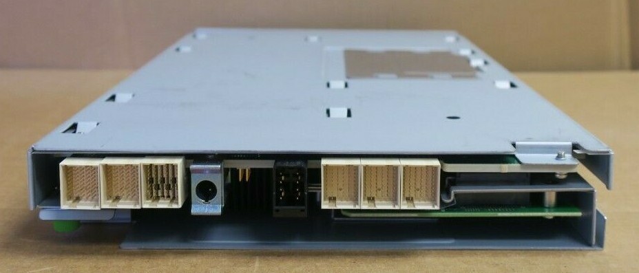 Fujitsu Eternus DX200 S3 CA07662-D121 Controller Module No Memory / No CPU