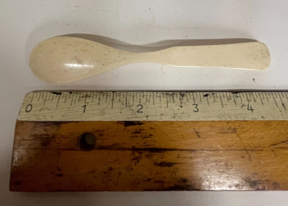 C19th carved spoon from Lamb bone - Whale image whaling folk art