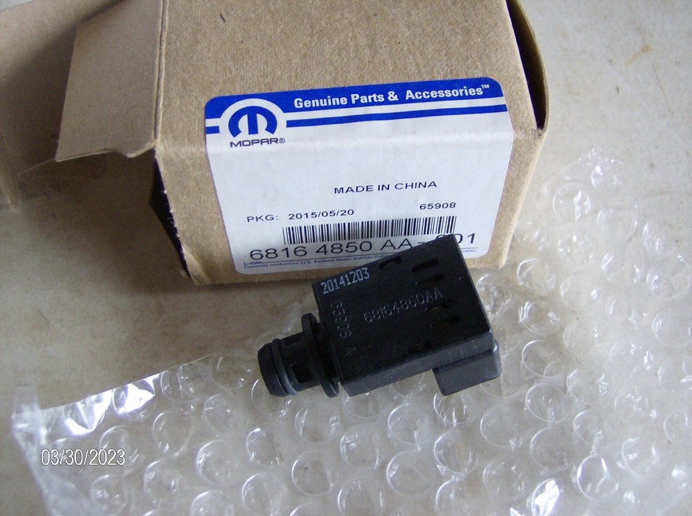 GENUINE MOPAR 68164850AA TRANSDUCER GOVERNOR PRESSURE SENSOR