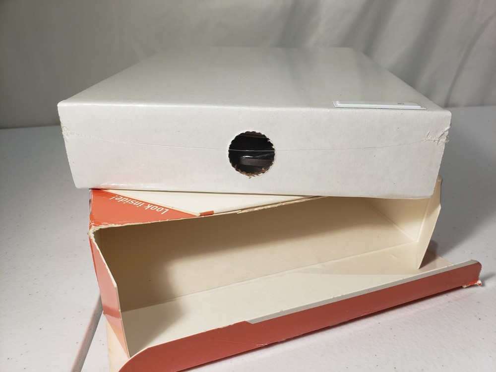 WORDPERFECT Family Pack 4 Home Computing W/Headset WIN98E/ME/2000/XP SEALED!!