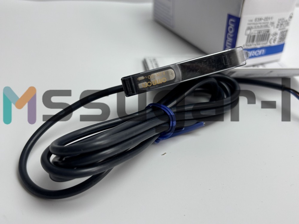 ONE NEW- Sensors E3X-ZD11 proximity switch