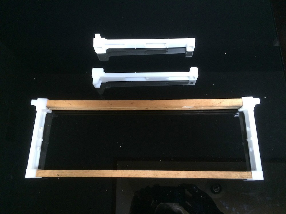 Bee frame plastic ends Medium Super 6 1/4" 20 pc. Made in U.S.A.