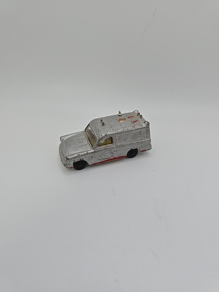 CORGI HUSKY No20 FORD THAMES VAN.
