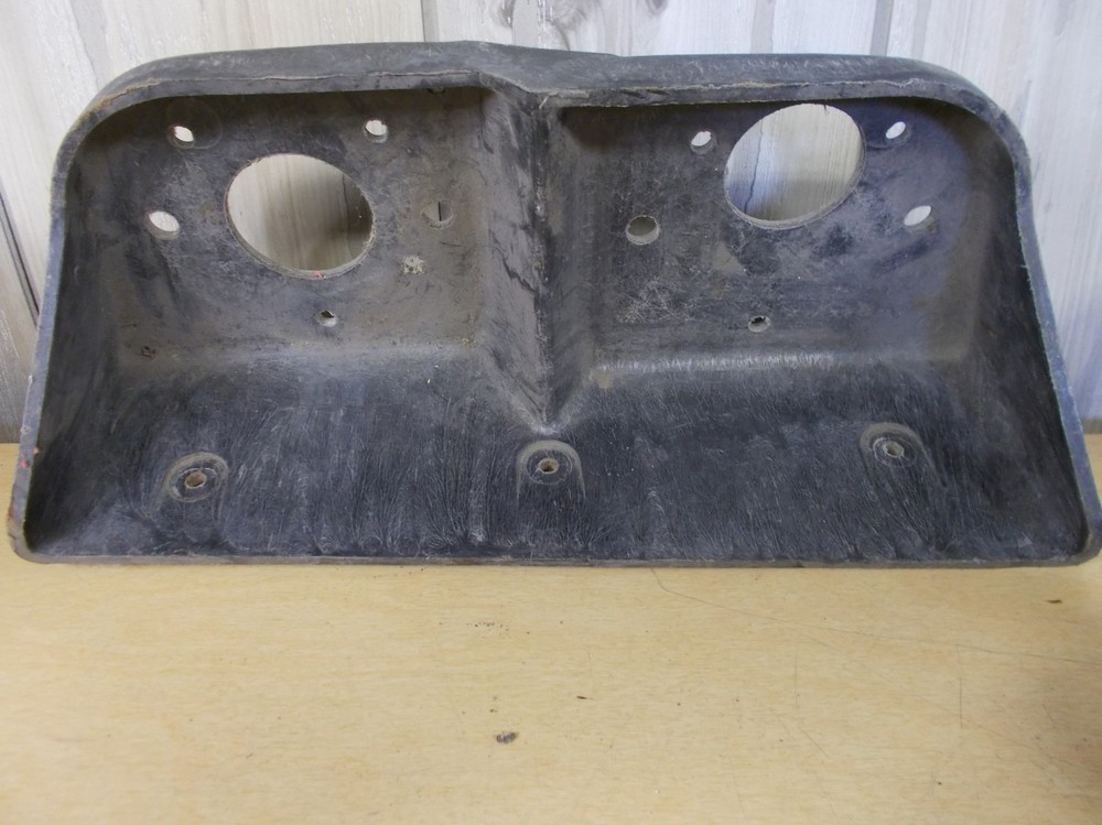 1976-76 Corvette LH tail Light Mounting Panel Bracket Left 347899 *FREE SHIP*