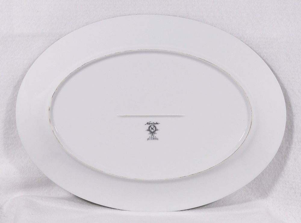 Noritake Vienne #6885 Oval Platter (12x8 3/4)
