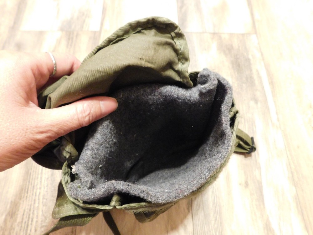 GREEN NYLON BAG W/ WOOL INSERT