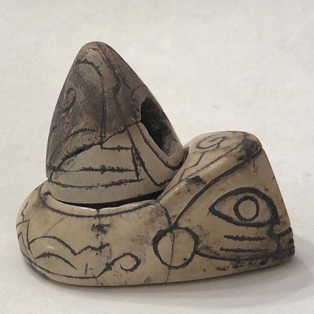 Ancient Extraterrestrial Alien Spaceship w/ Astronaut Figurine
