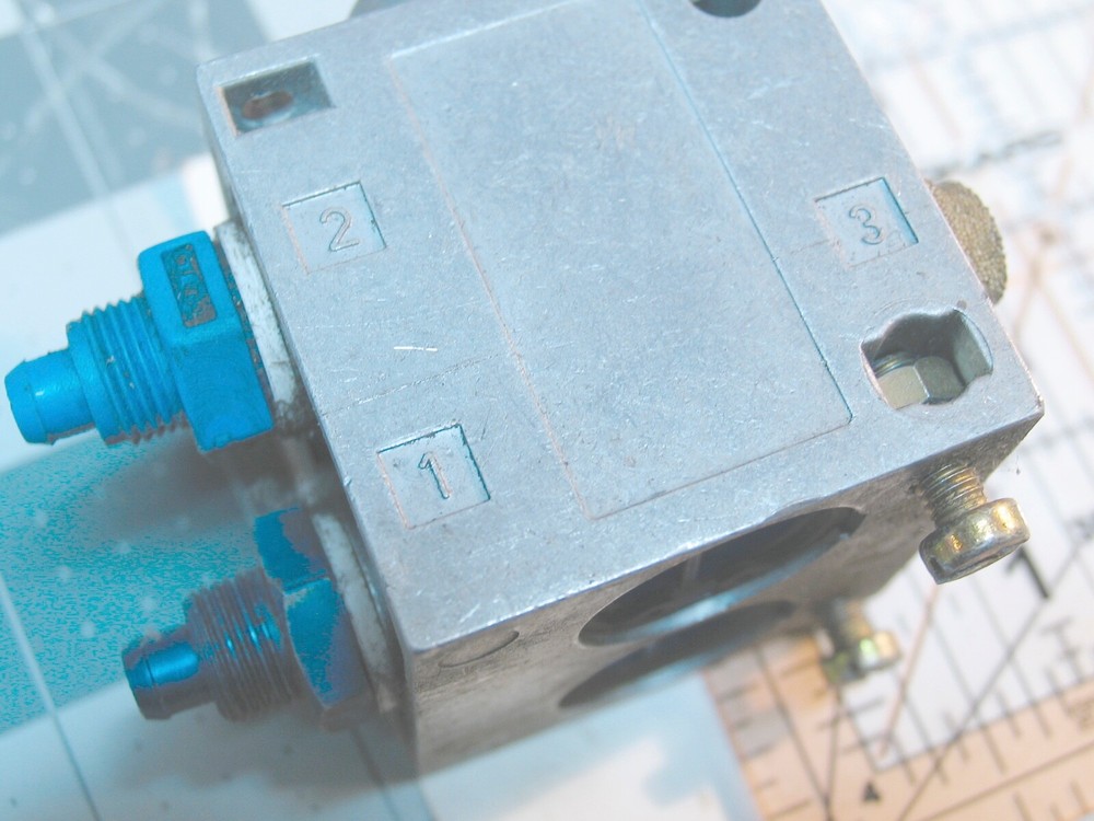 (FESTO #235689 ) Looks like a Dual Push-Button Control Valve???