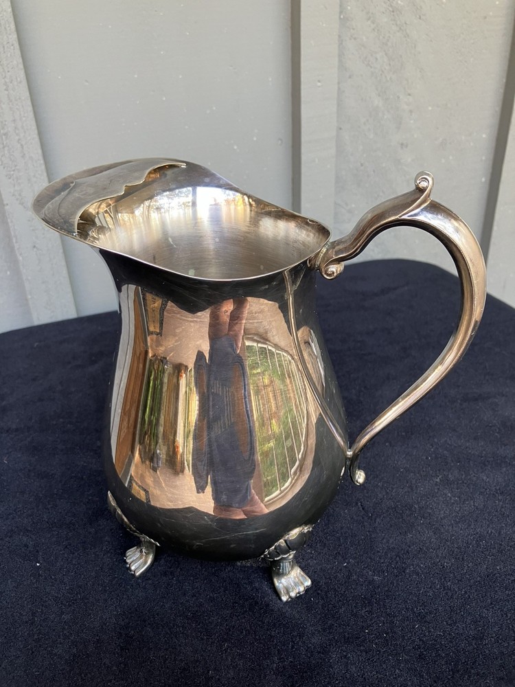Vintage Leonard Silverplate Footed Water Pitcher  8-1/2" with Ice Lip