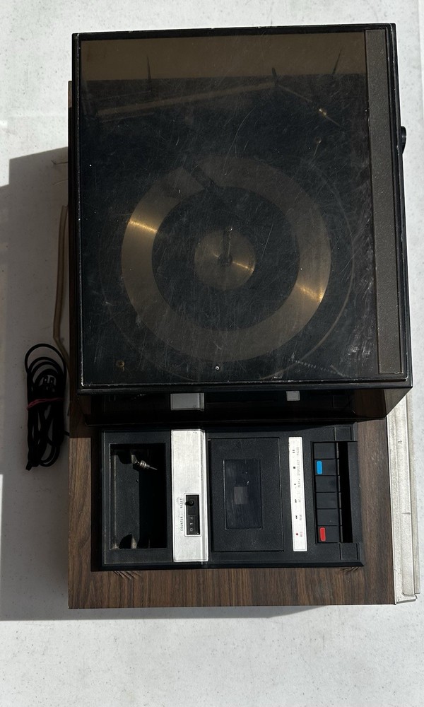 Diasound stereo system all in one console- Turn table-Cassette Player-AM/FM