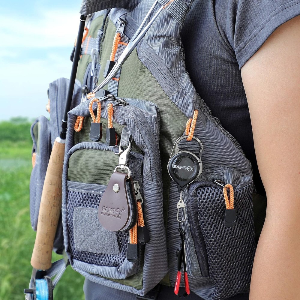 Multi-Function Fishing Knot Tying Tool Set with Clippers Retractor and Access...