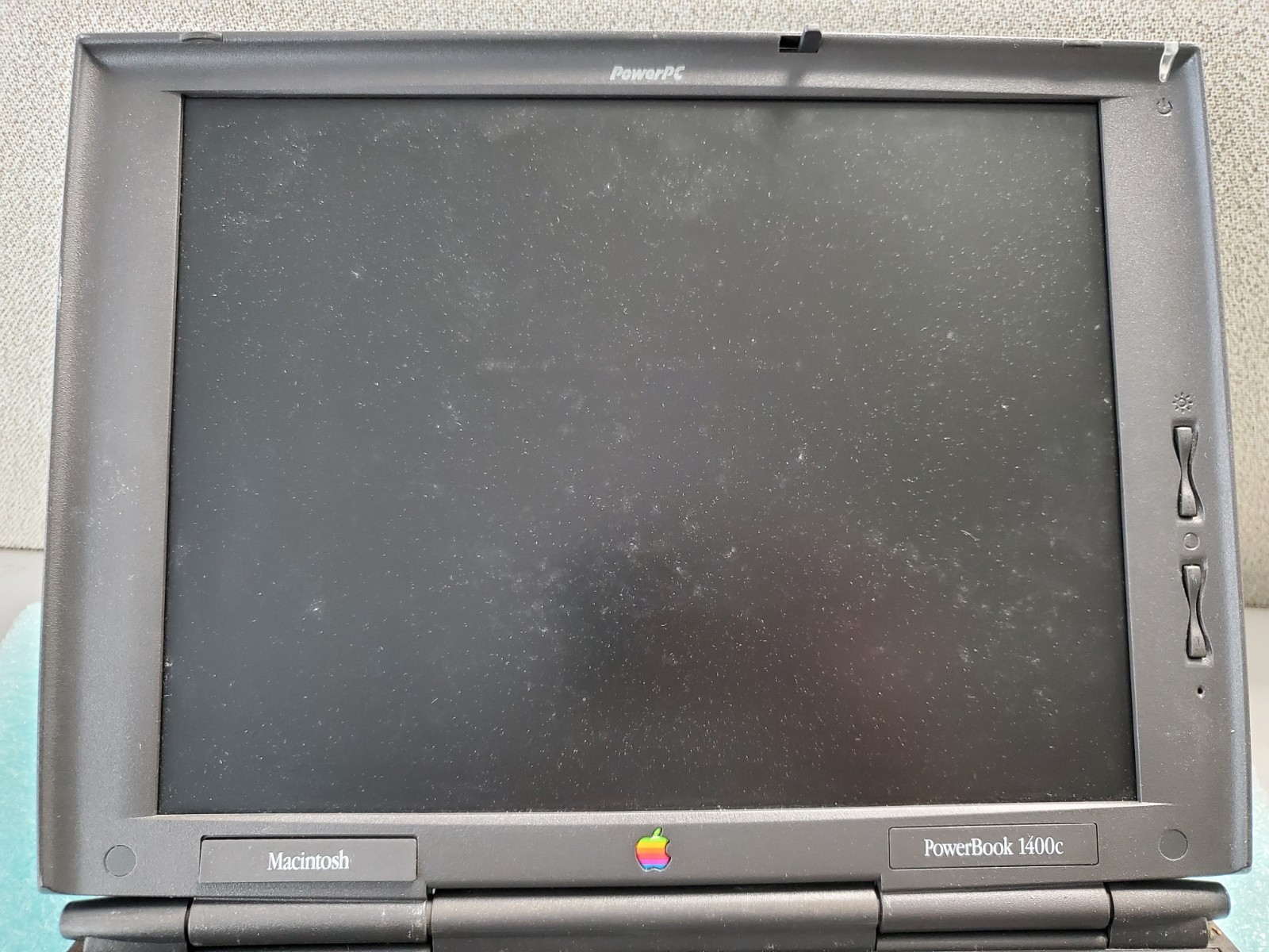 Vintage Apple Macintosh PowerBook 1400c *Displays/READ* | LP336