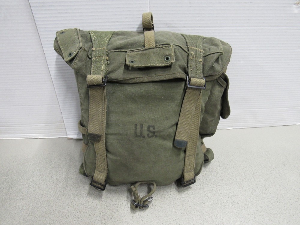 WW2 US M1945 Upper Combat Field Pack OD w/ Khaki Straps Bruce & Thomas Mfg Co