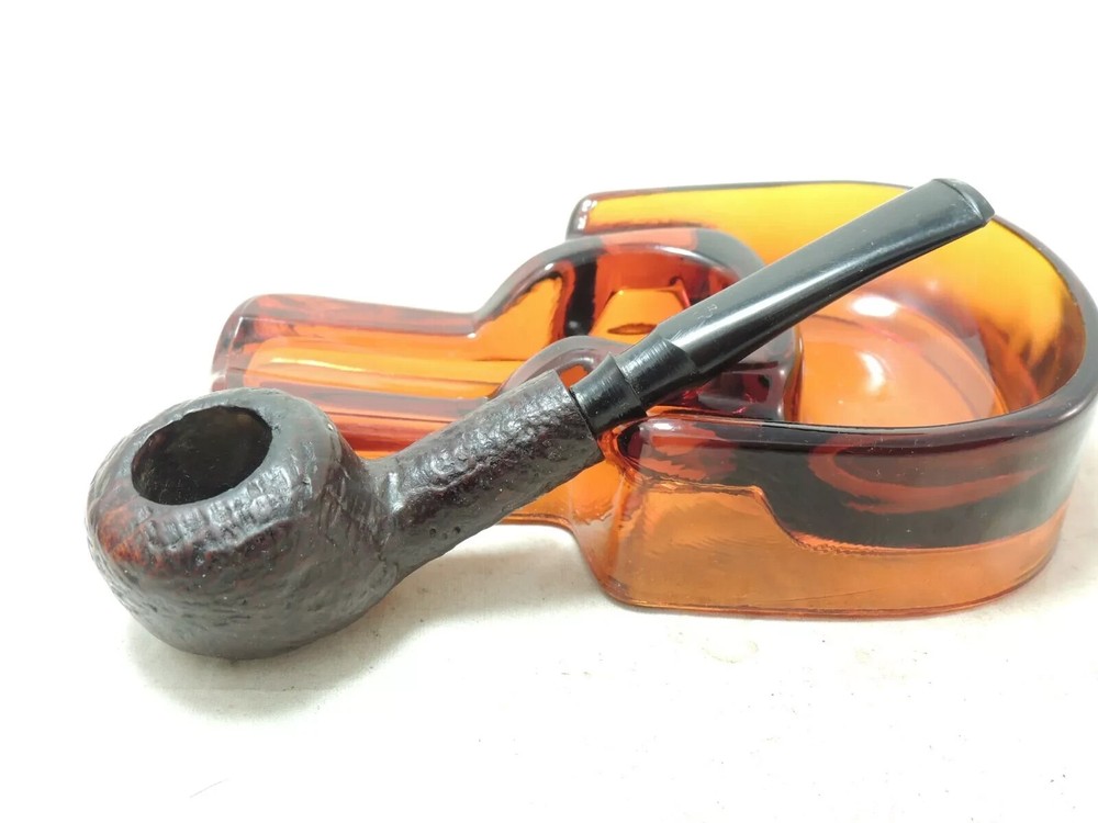 KAYWOODIE RUSTICATED AUTHOR SAXON BRIAR PIPE