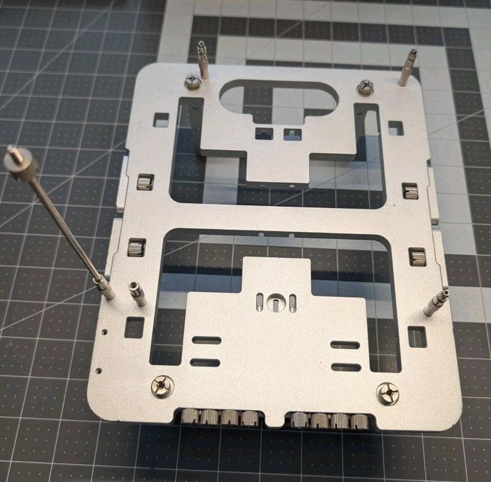 Streacom BC1 Mini iTX Motherboard Open Benchtable Workbench Version 1.0 Silver