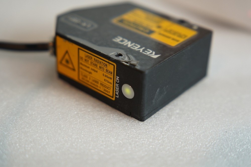 1PC KEYENCE LK-2101 Displacement Controller+LK-081 Laser Sensor+ Cable