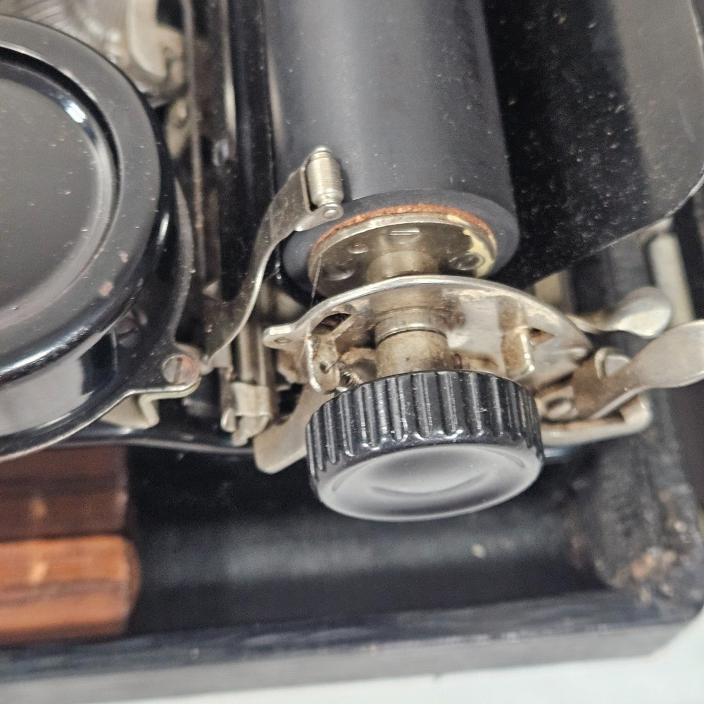 1930s Corona Junior Model S Great Depression Typewriter With Case