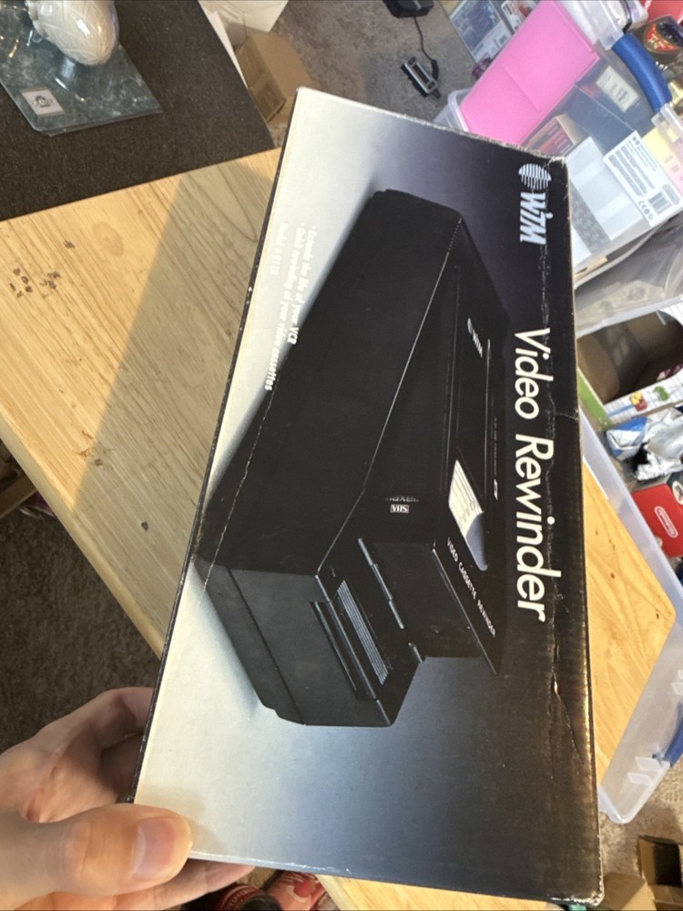 WTM VHS Video Rewinder with AUTO STOP & EJECT (Model #911A , AC Powered