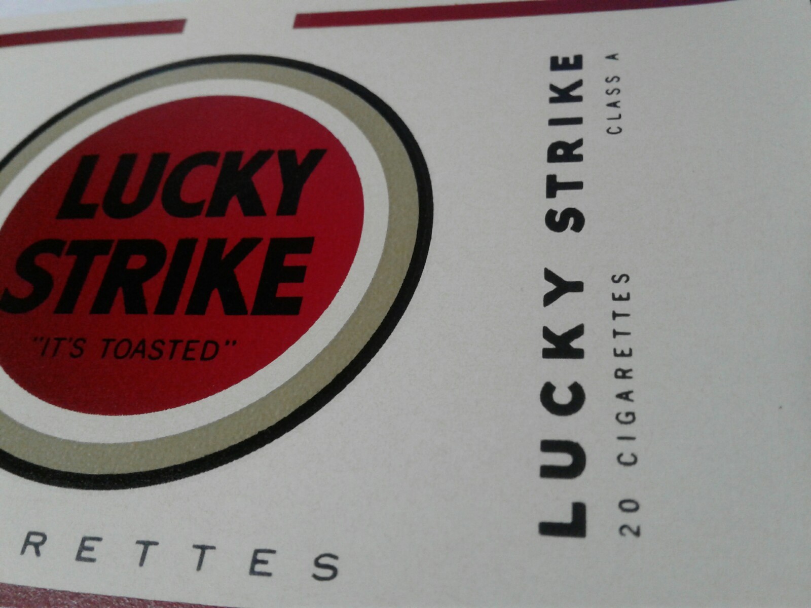 LUCKY STRIKE Cigarette Label / Wrapper Original NOS Unused 1950s