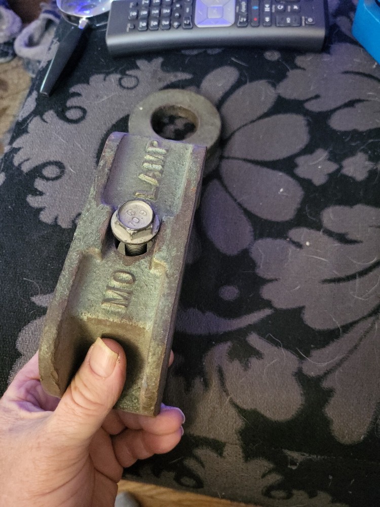 Mo clamp pc2