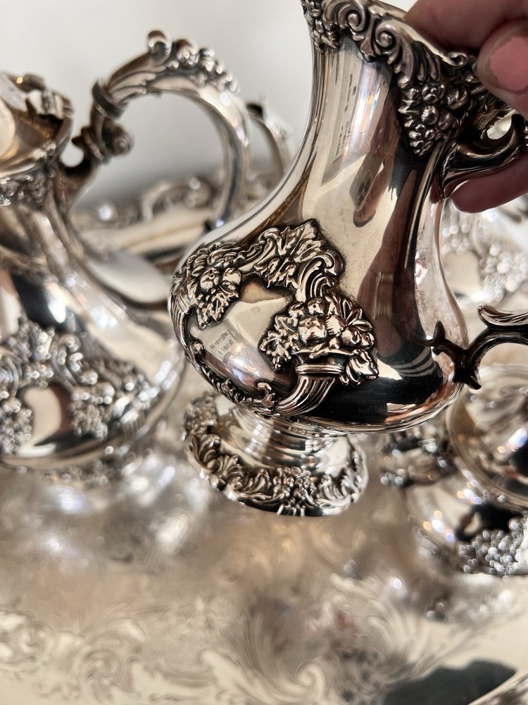 Reed & Barton KING FRANCIS Silverplate Coffee/Tea Pot Set & 30” Serving Tray