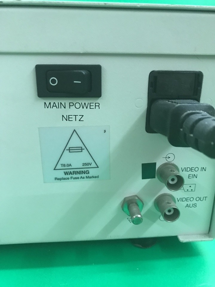 Stryker Endoscopy Quantum 4000 Light Source, Model 220-170-000