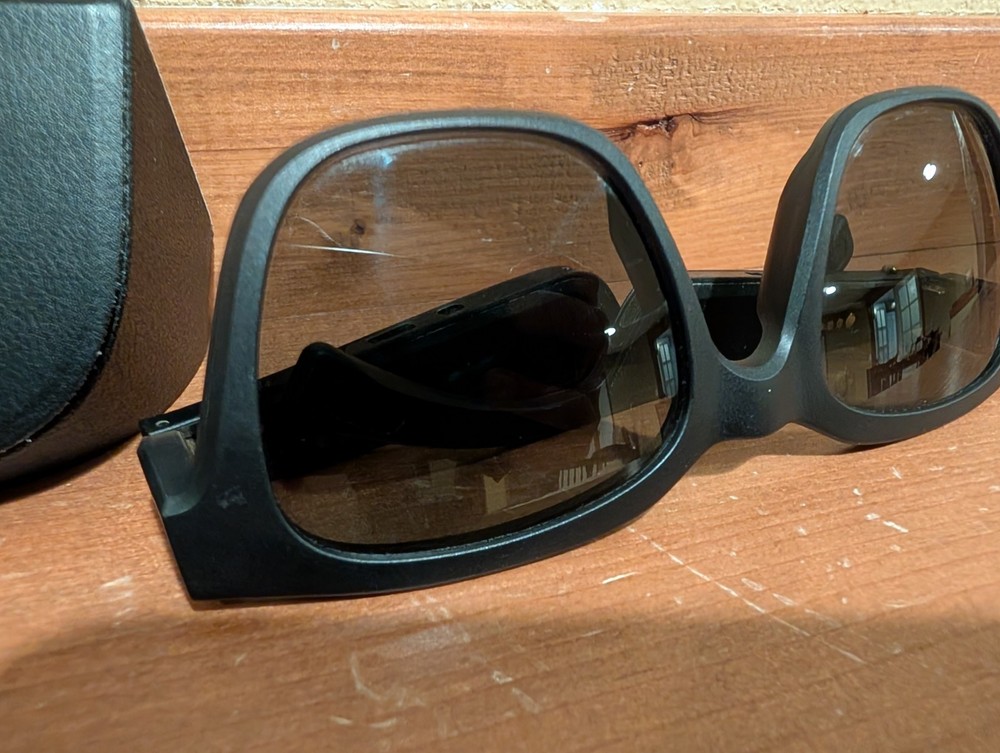 Bose Frames Alto BMD0006 Bluetooth Audio Microphone Smart Sunglasses Black