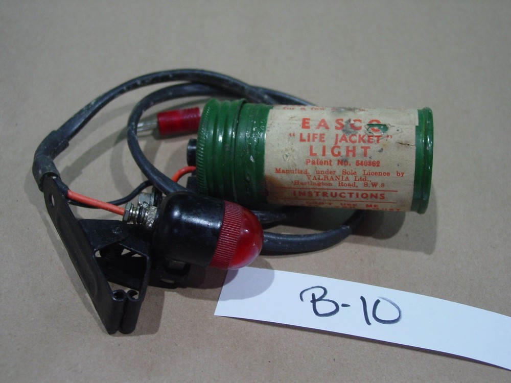 Original WWII RAF Vintage EASCO Life Jacket Light