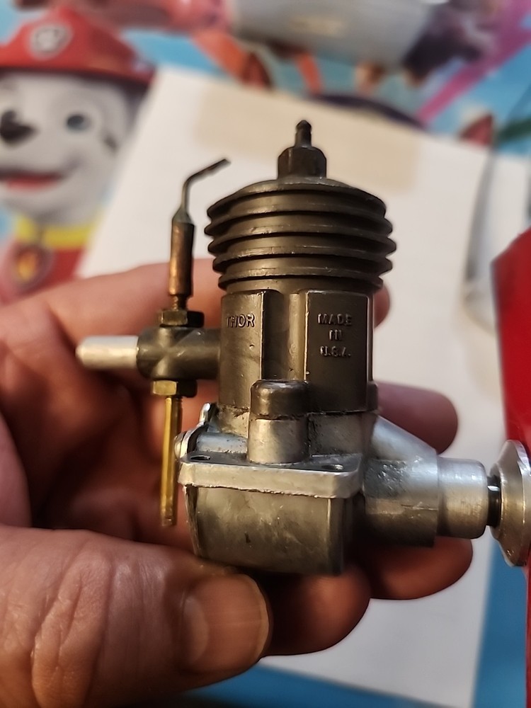 THOR 2 STROKE GLOW MODEL AIRPLANE ENGINE