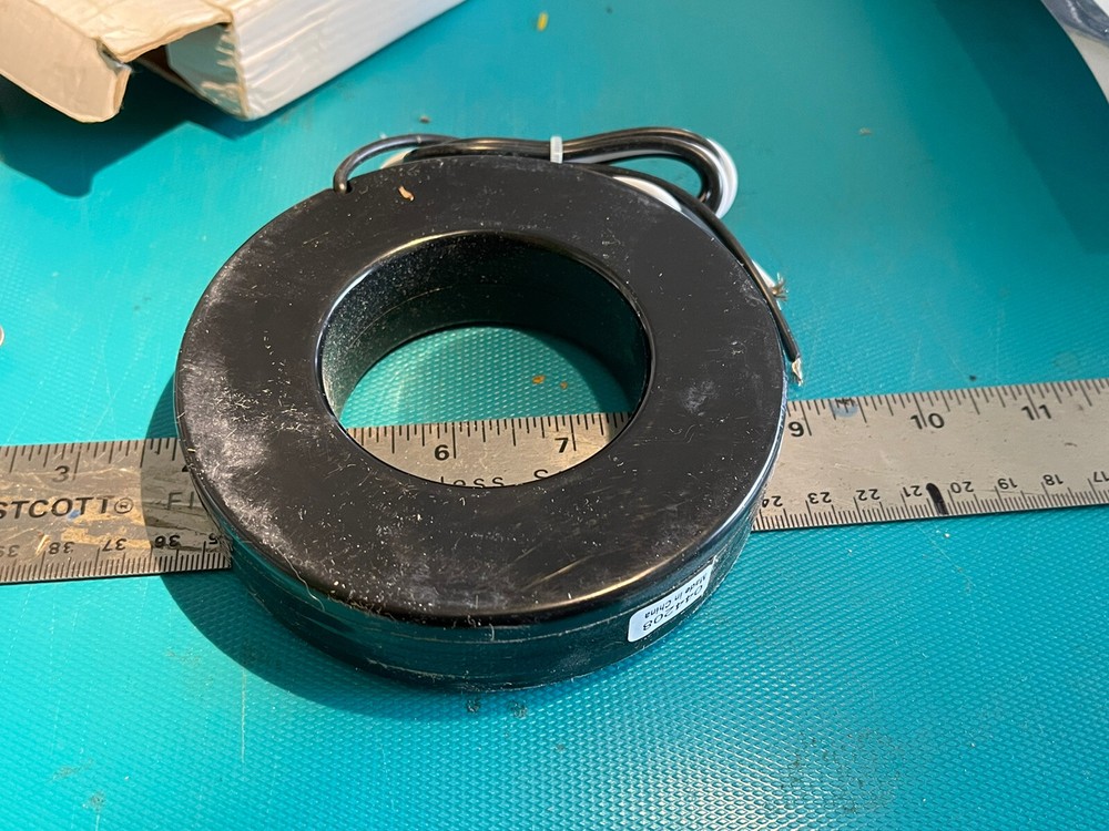 INSTRUMENT TRANSFORMERS CURRENT TRANSFORMER E 93779. LT89403