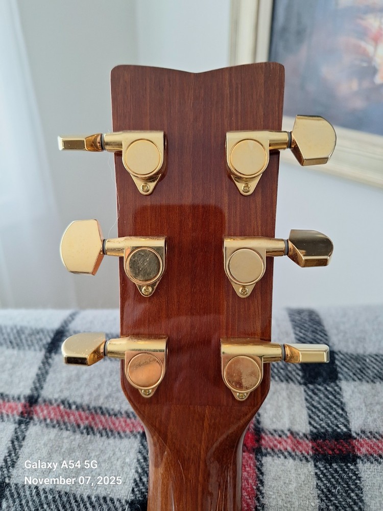 Yamaha Dreadnaught SCF08 Great Shape New Martin Strings