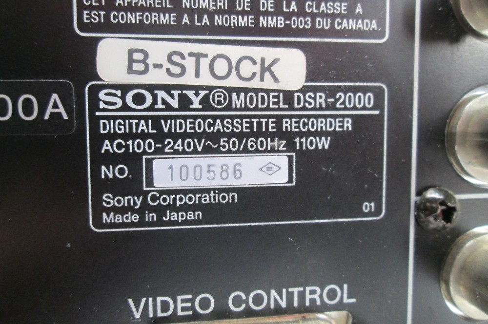 Sony DSR-2000 DVCAM miniDV Recorder / Player Editing Deck