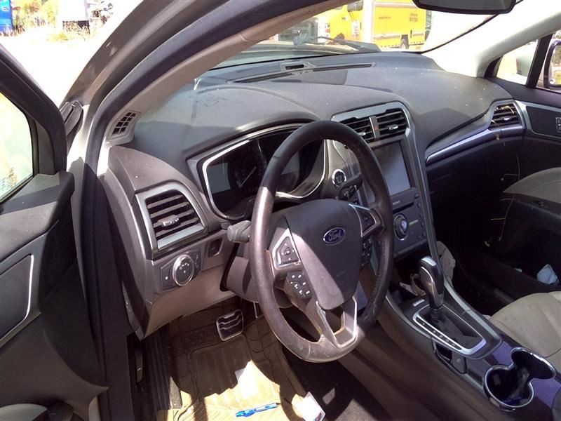 FUSION 2016 High Mounted Stop Light 1036812691