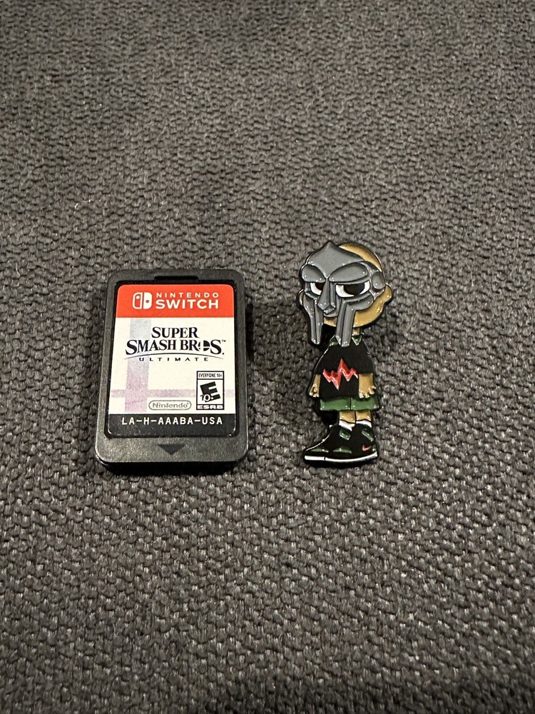 MF DOOM Pin