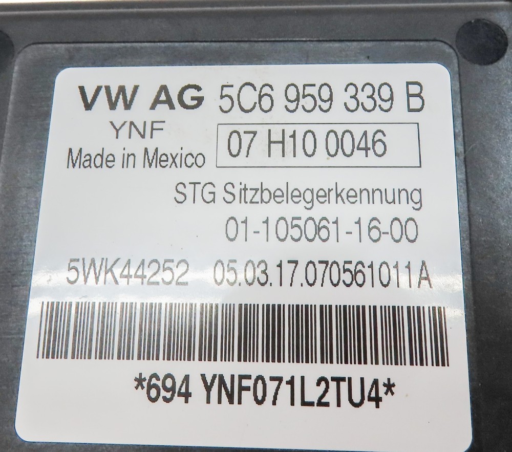 2015 AUDI S3 (8V) FRONT RIGHT PASSENGER SEAT OCCUPANCY SENSOR MODULE