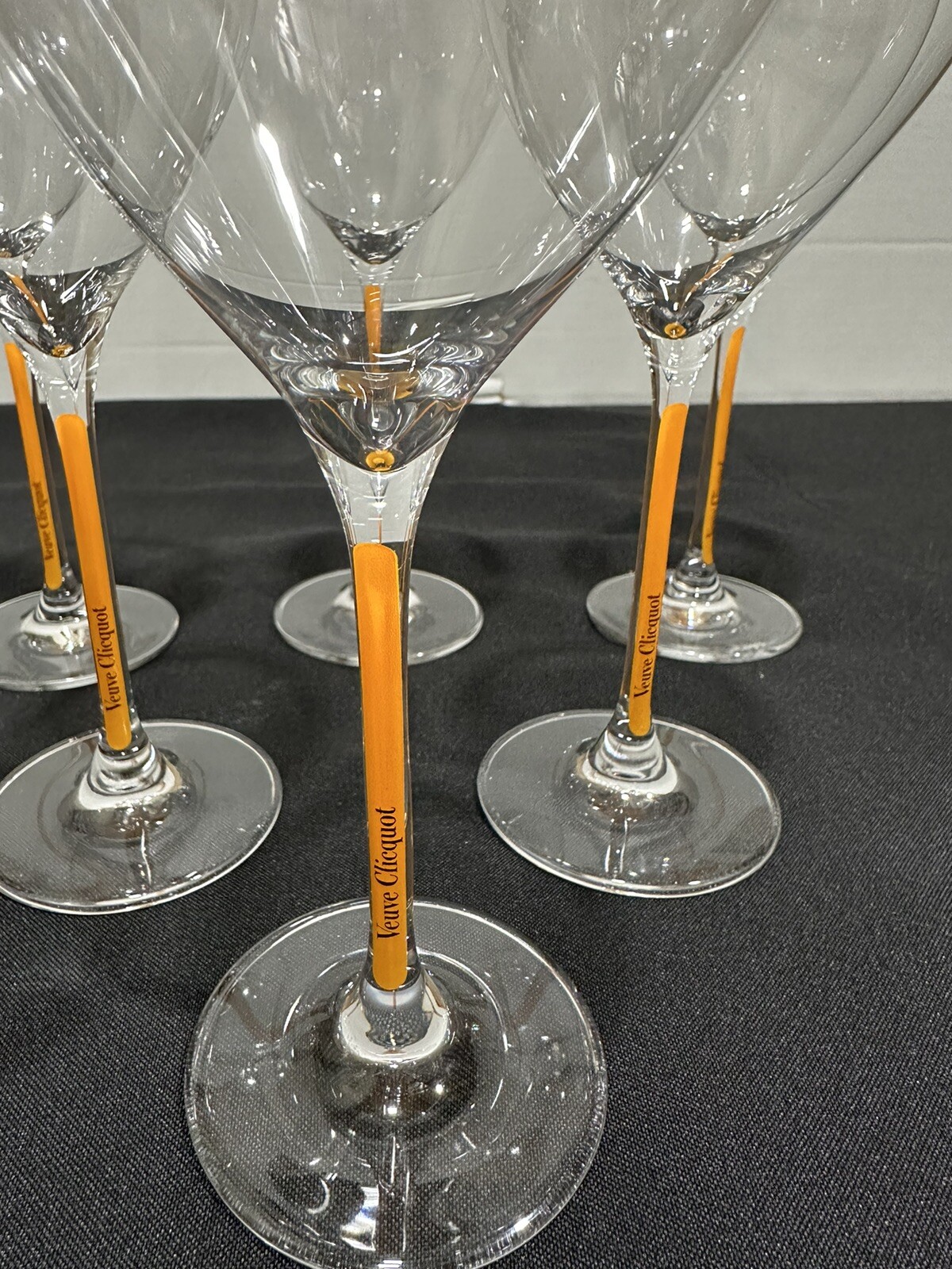 veuve clicquot glasses