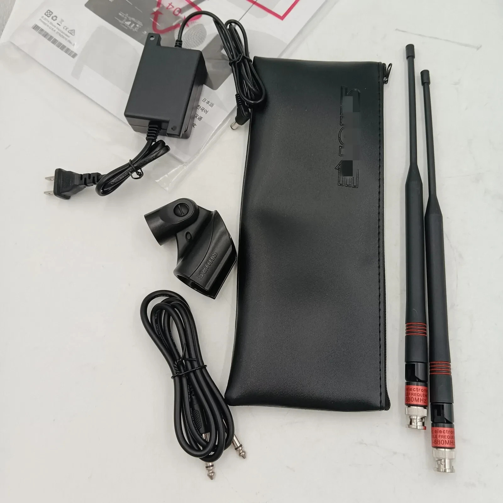 QLXD4/BETA58A Handheld Wireless Vocal System Microphones Express w/ BETA58 NEW