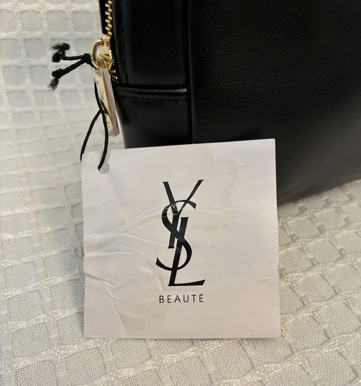 Yves Saint Laurent Beaute’ Cosmetic Travel Pouch, Black. New with Tag