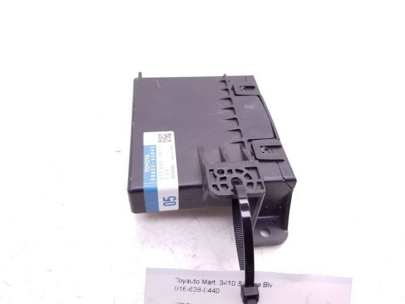 16-18 TOYOTA MIRAI TEMPERATURE AC AMPLIFIER CONTROL MODULE ECM ASSEMBLY