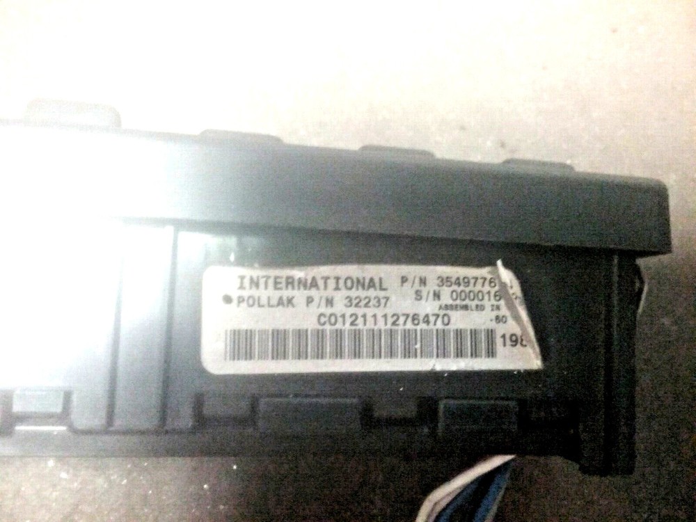 INTERNATIONAL SWITCH PANEL 3549776C4 , 32237