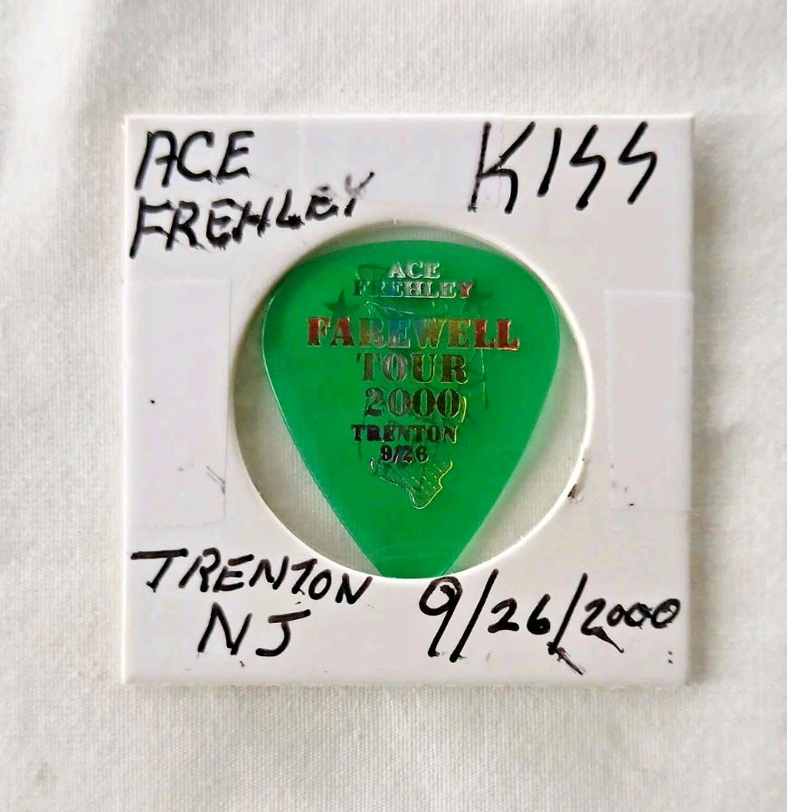 Kiss Ace Frehley Tour Guitar Pick Farewell Tour Trenton New Jersey 9/26/2000
