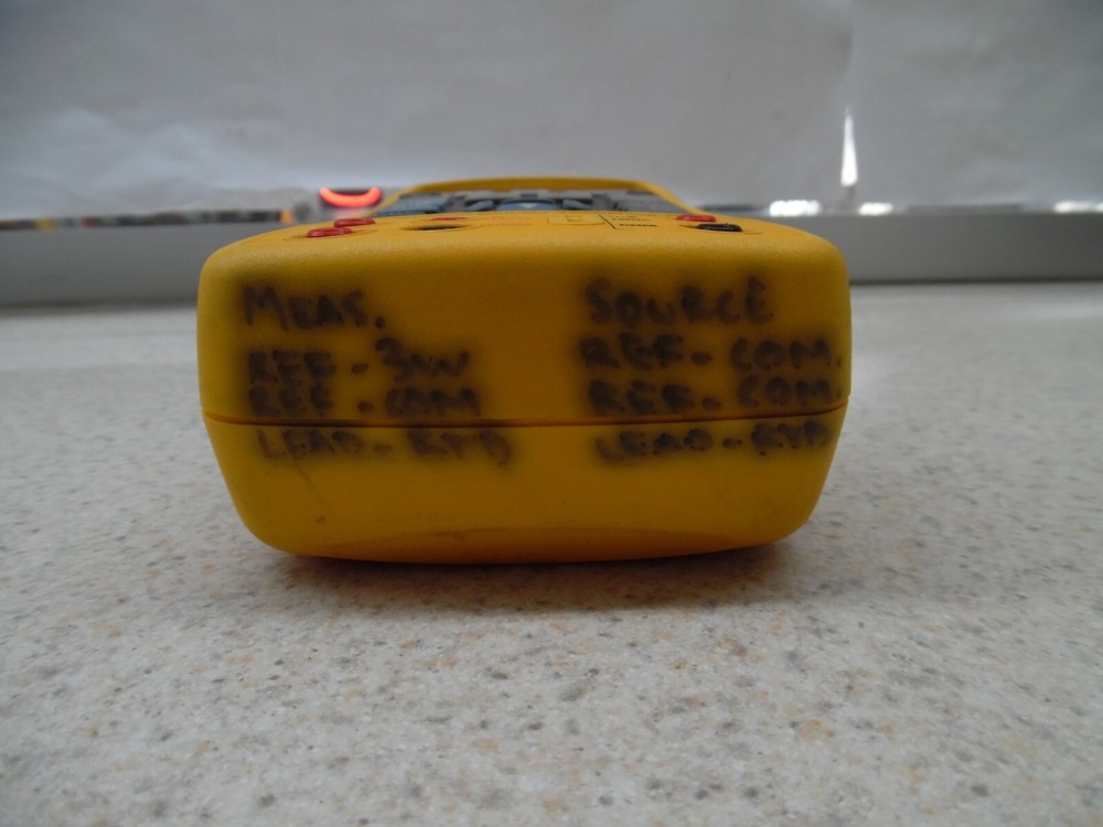 Fluke 724 Process and Temperature Calibrator