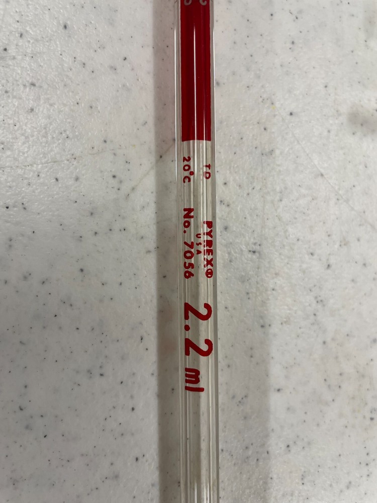 Assorted glass laboratory pipets