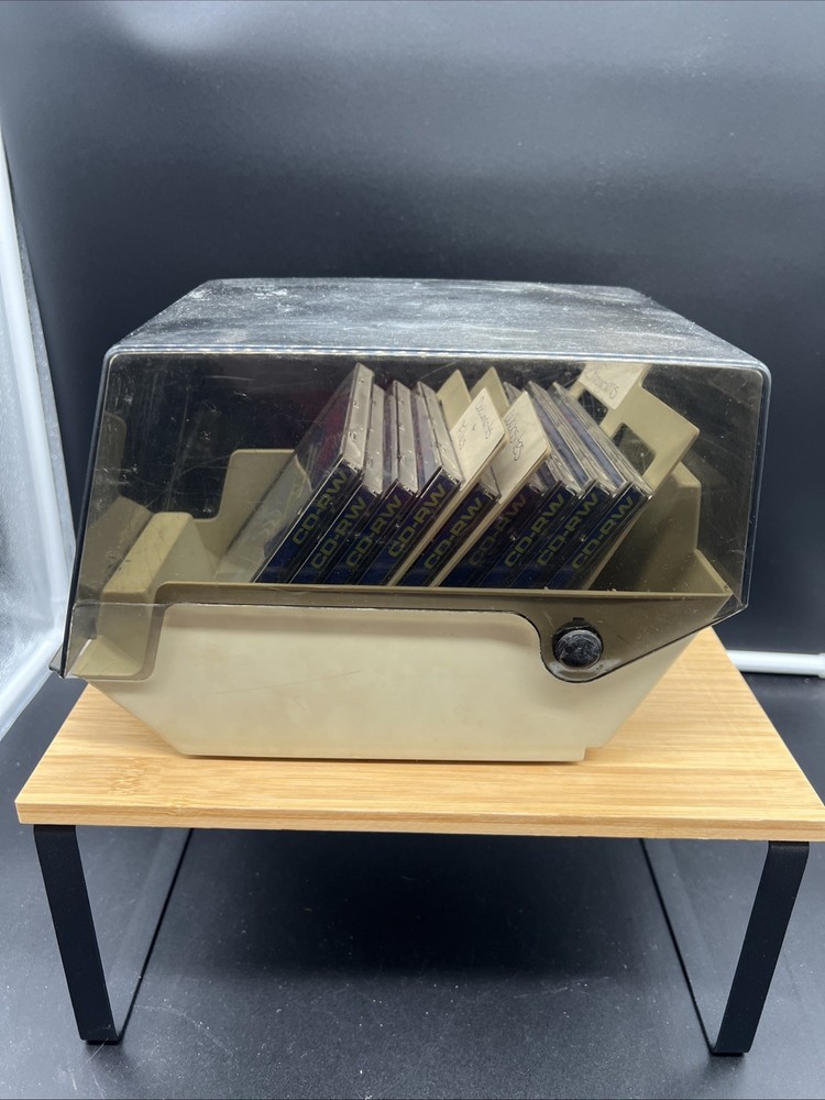 Vintage Data Case Floppy Disk Plastic Storage Case Caddy w/ dividers W CDs