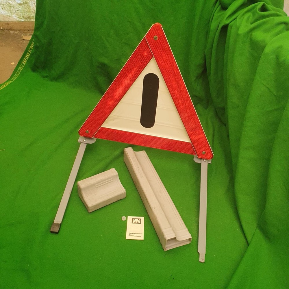 Warndreieck K13755 Warning Triangle Vintage Fully Functioning Good Condition